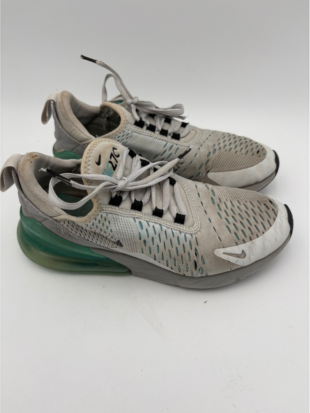 Nike Air Max 270 Platinum Aurora Woman’s Size 7 White and Green Sneakers  (Read)